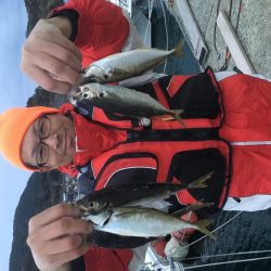 昨日より今日こそ！！アジ釣り！！